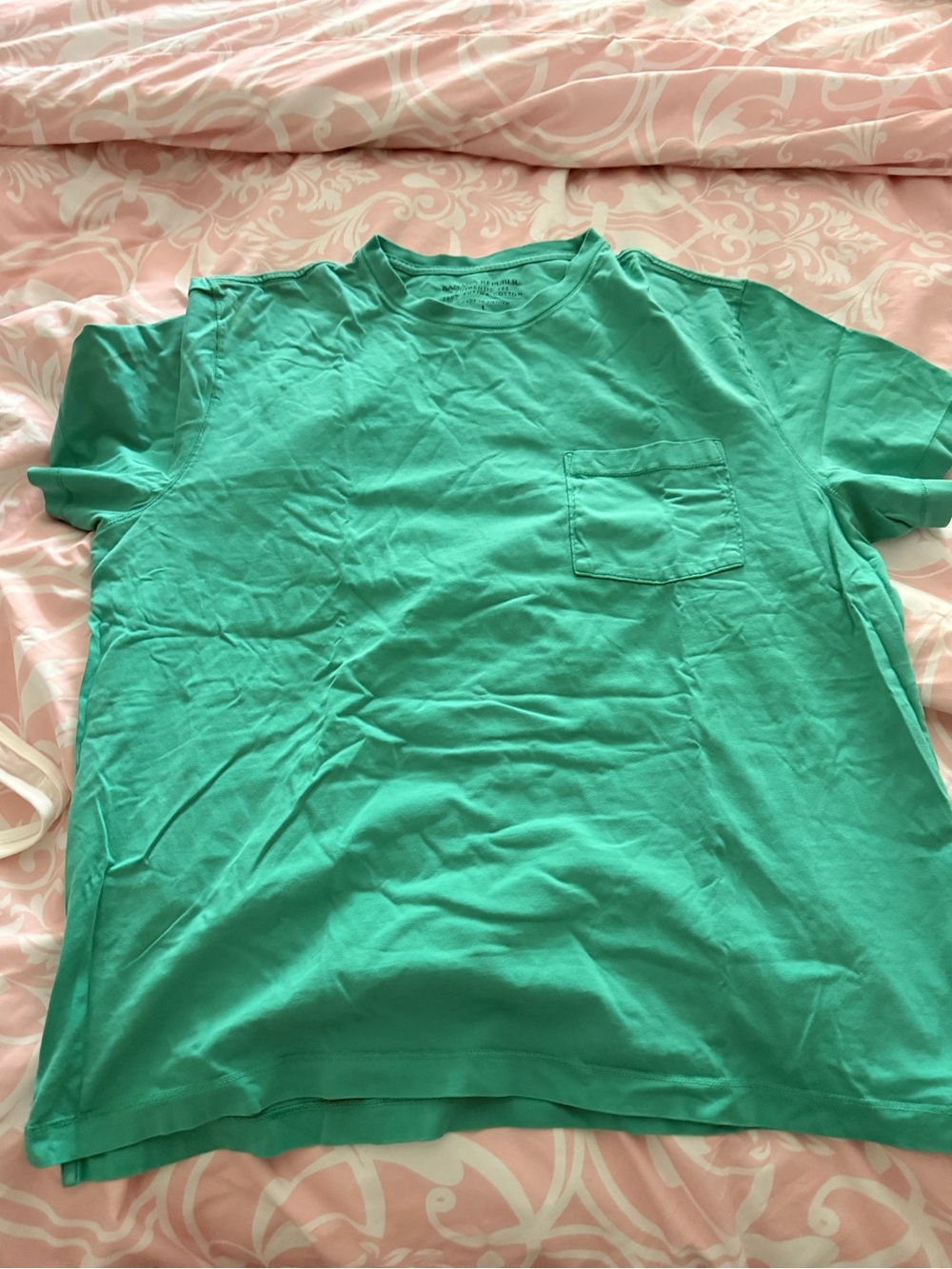 Banana Republic Men’s Short-Sleeve Pocket Tee in Teal Green